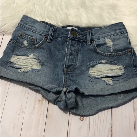 Amuse Society button fly distressed shorts size 25 - Picture 3 of 11